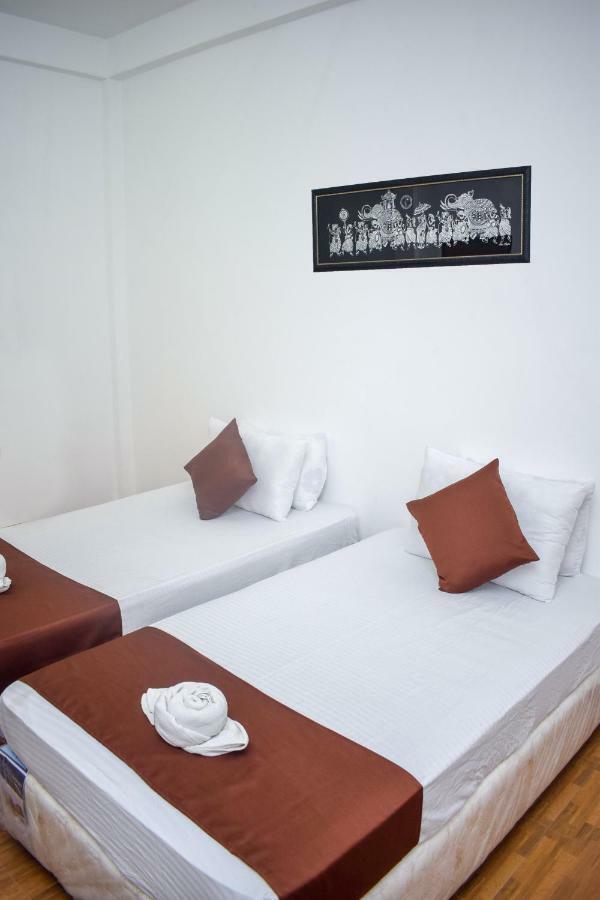 Lion Resort Polonnaruwa Exteriör bild