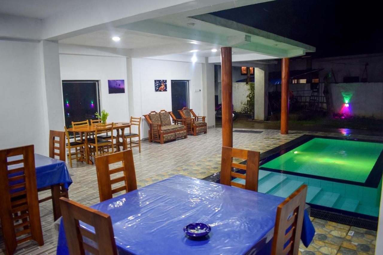Lion Resort Polonnaruwa Exteriör bild